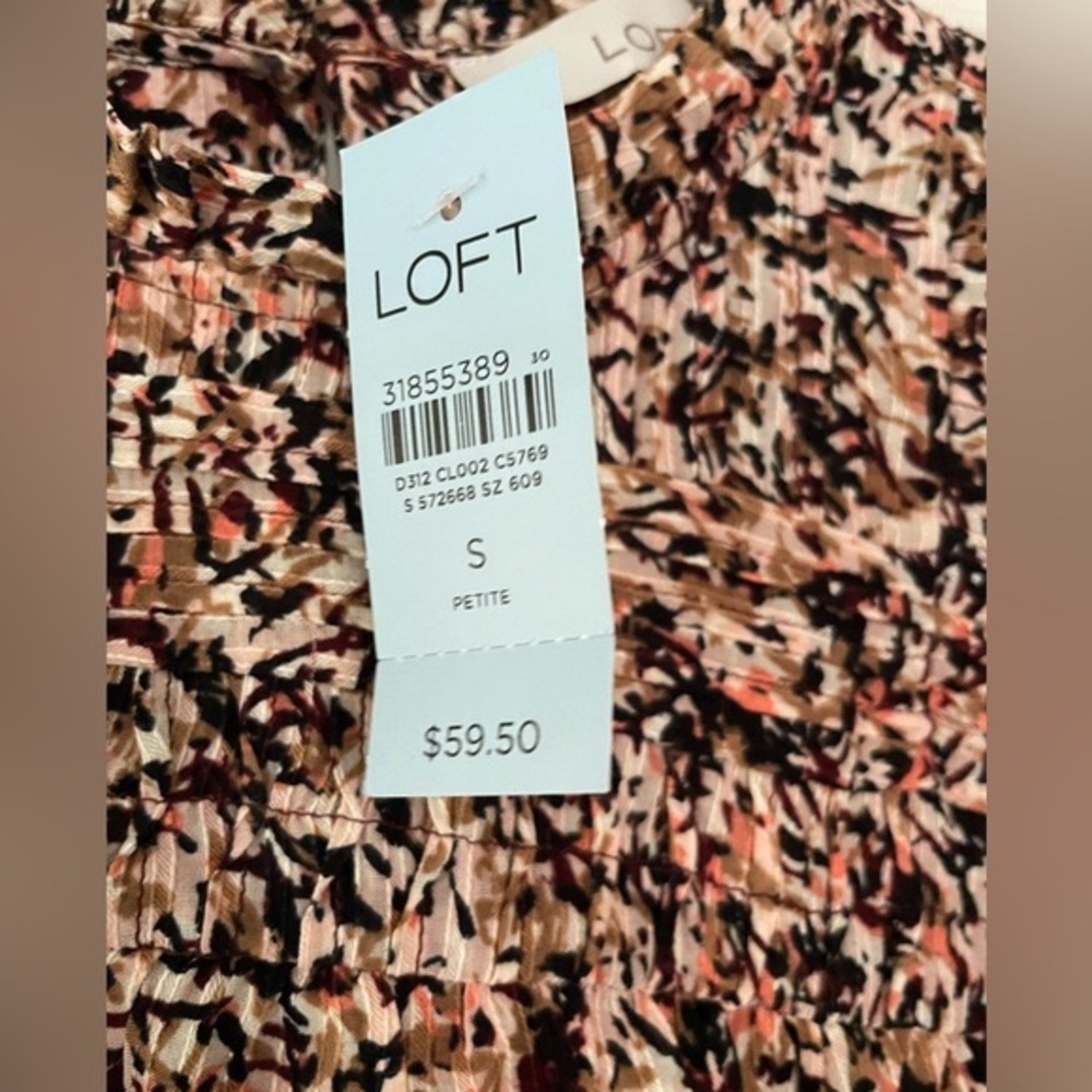 NWT LOFT Pintucked Ruffle Shell Sz Small - Picture 6 of 13